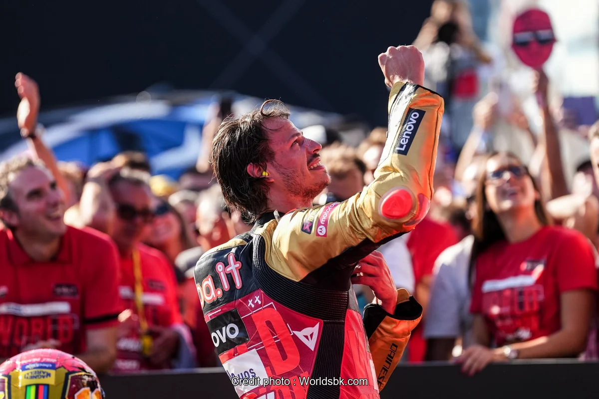 Comment les pneus du WorldSBK, et les vôtres, endurent la chaleur en virage