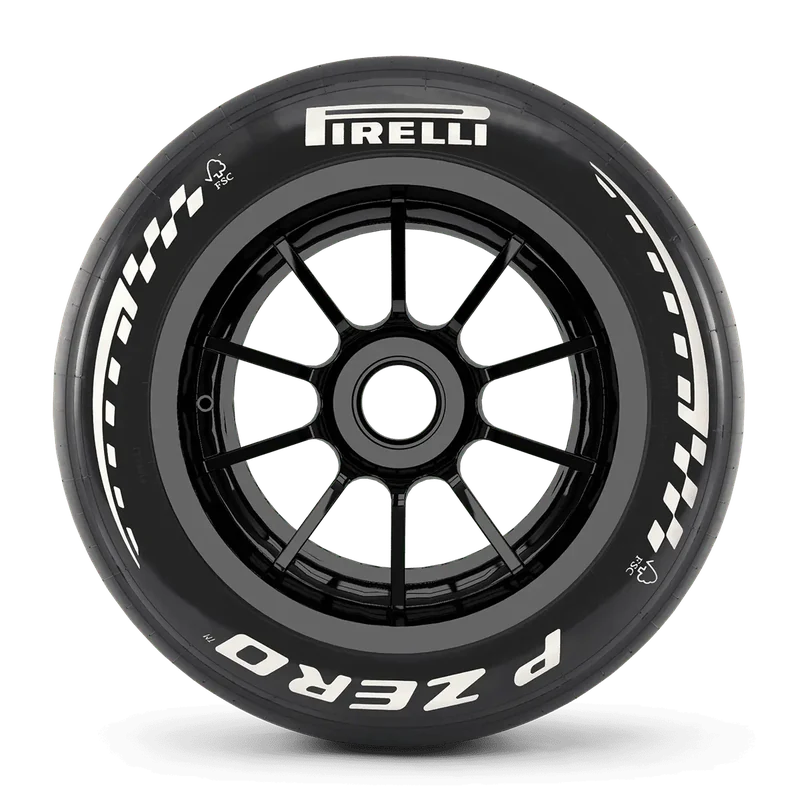 Pneu Pirelli P Zero de Formule 1 à flancs blancs, composé hard