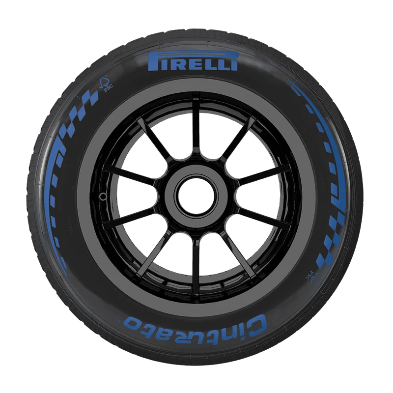 Pneu Pirelli P Zero de Formule 1 à flancs bleus, pneu maxi pluie